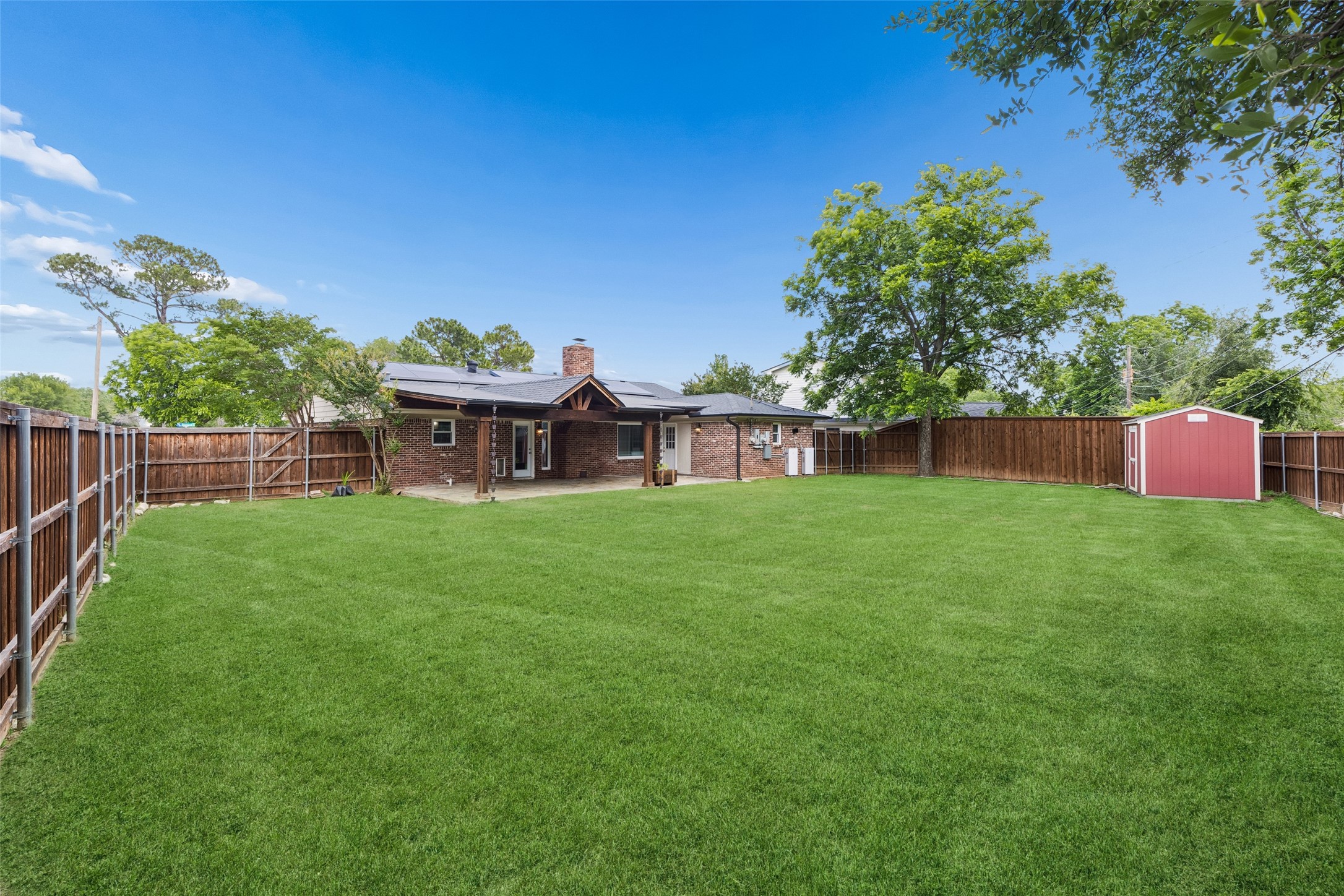 5437 Greenwood Way North Richland Hills TX 76180