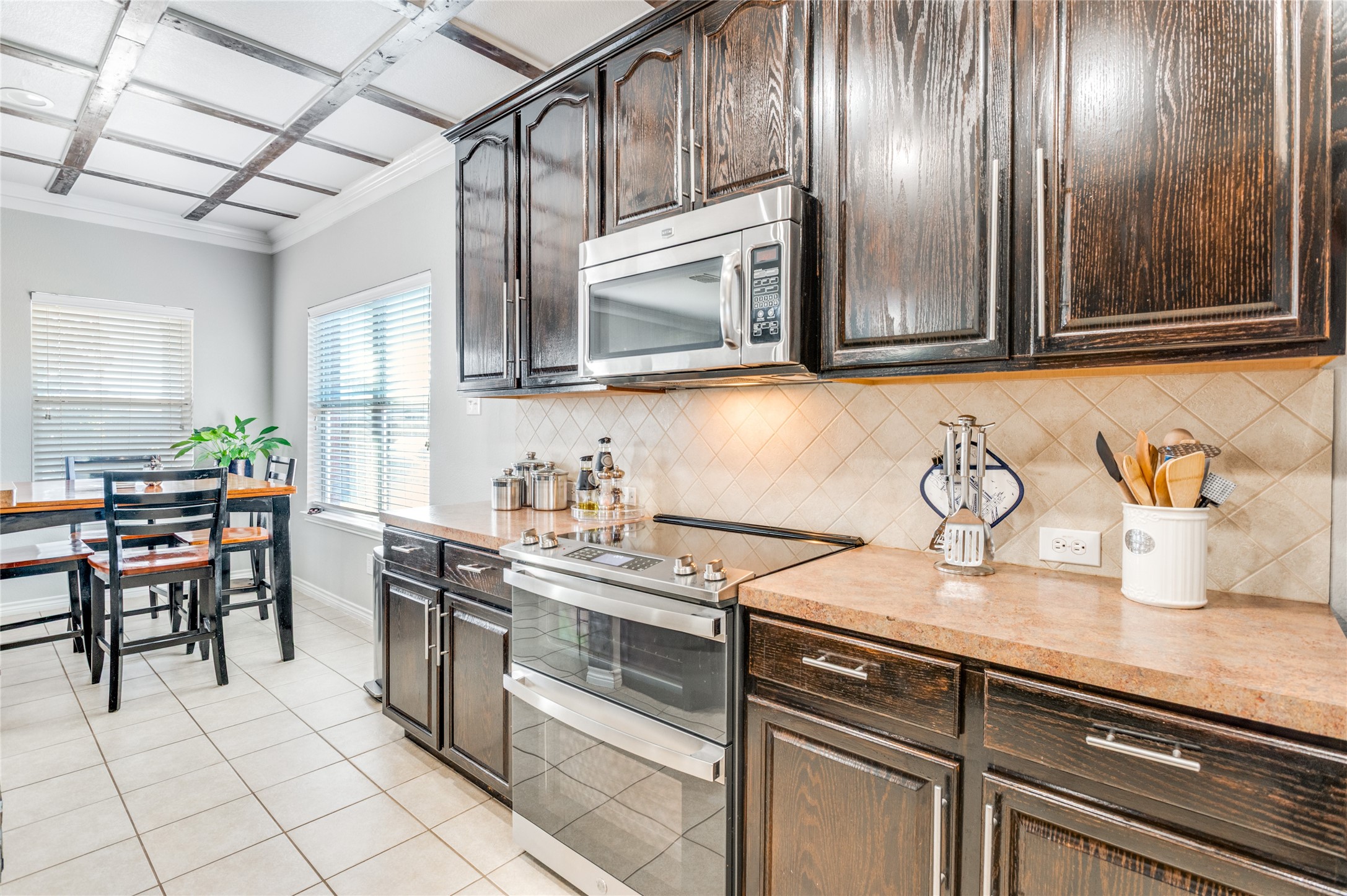 1984 Newport Drive Lancaster TX 75146