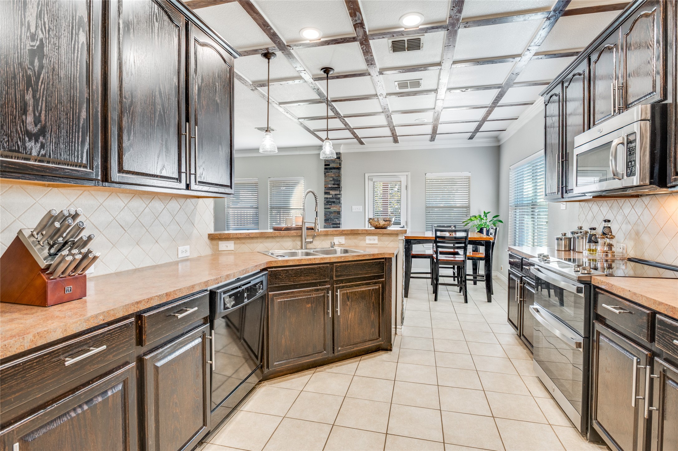 1984 Newport Drive Lancaster TX 75146