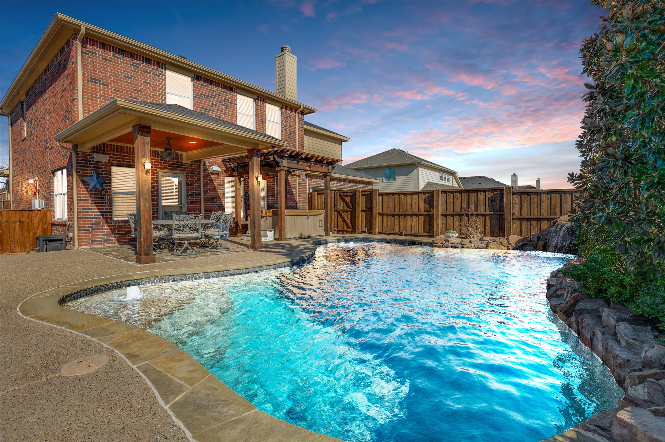 1984 Newport Drive Lancaster TX 75146
