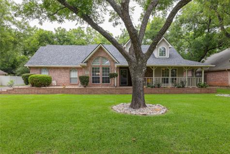 9005 Monticello Drive Granbury TX 76049