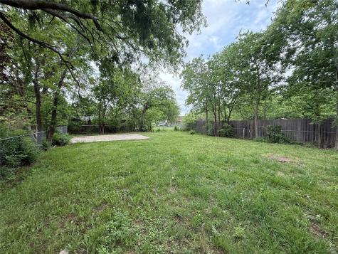 1624 Roy Street Gainesville TX 76240