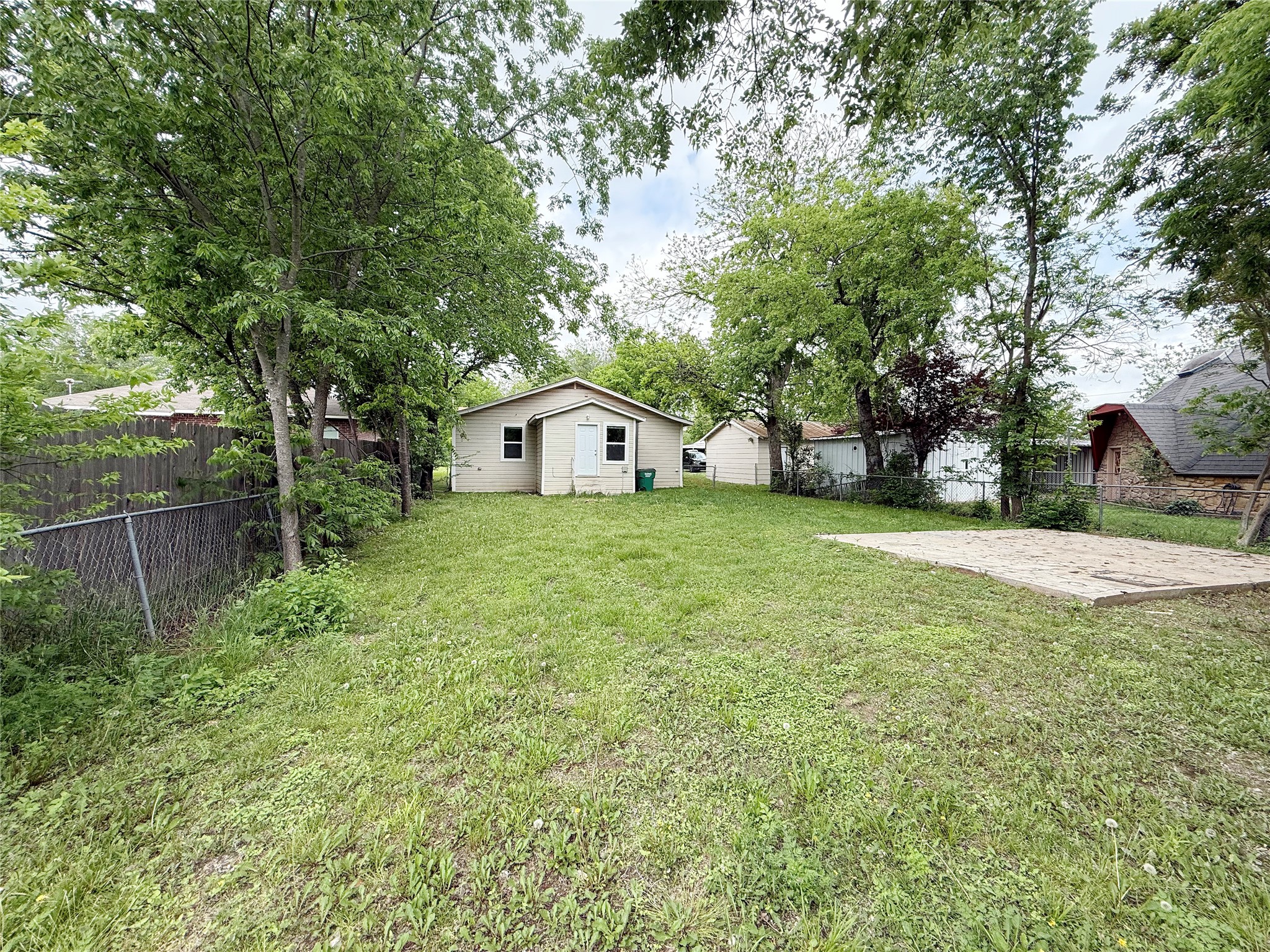 1624 Roy Street Gainesville TX 76240