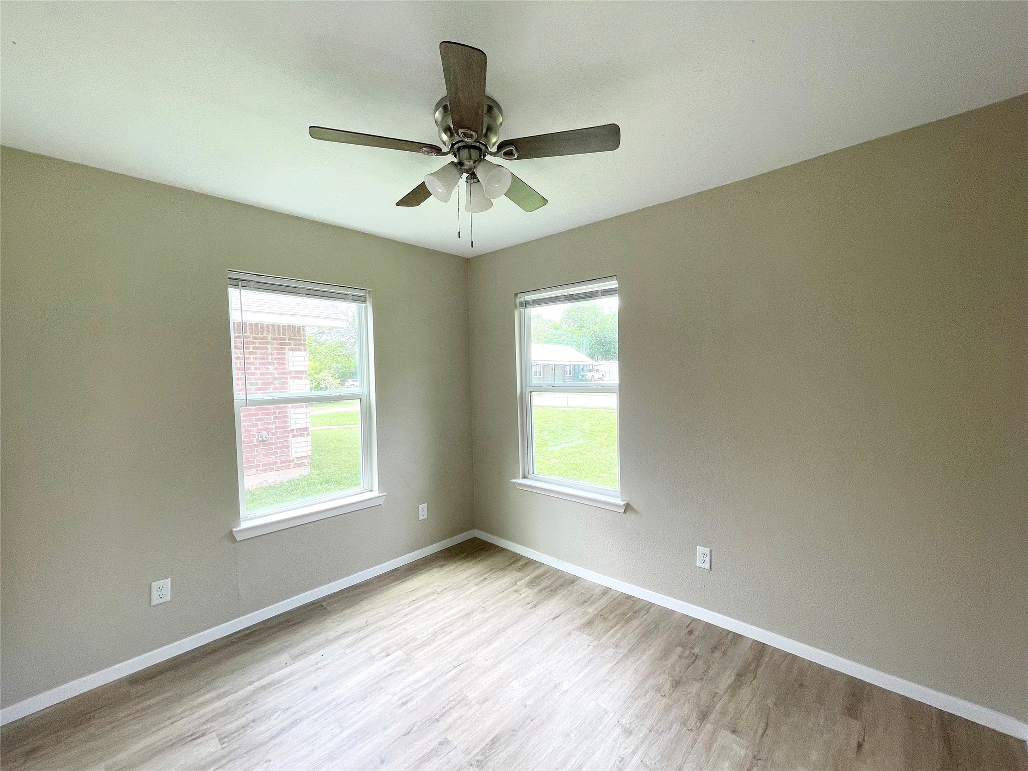 1624 Roy Street Gainesville TX 76240