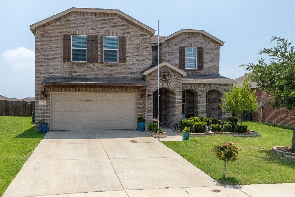 2304 Bermont Red Lane Fort Worth TX 76131