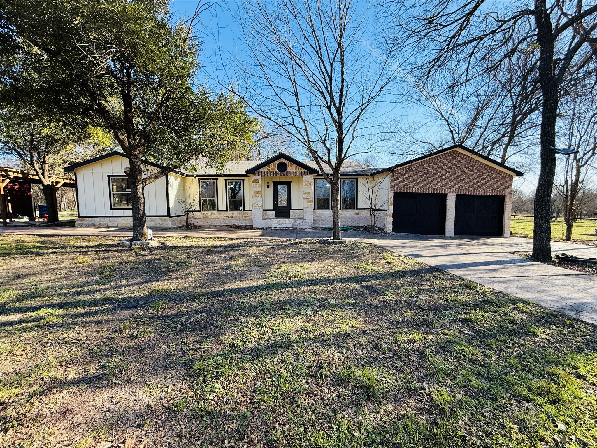 529 NW Private Road 147 Road Rice TX 75155