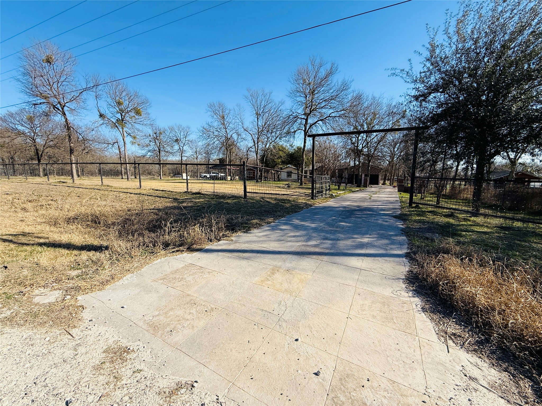 529 NW Private Road 147 Road Rice TX 75155