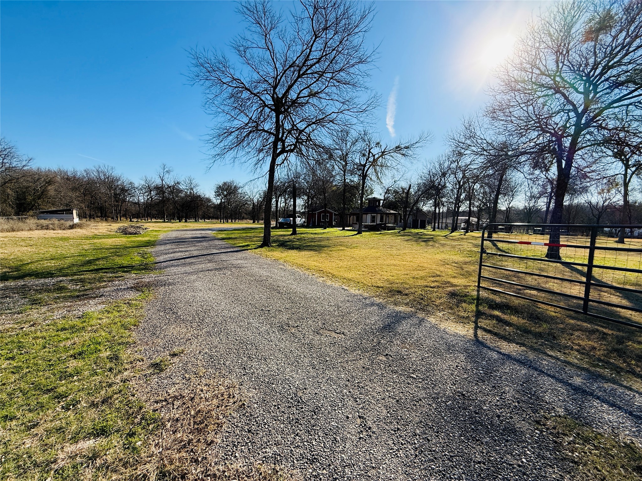 529 NW Private Road 147 Road Rice TX 75155