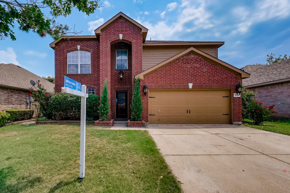826 Simi Drive Arlington TX 76001