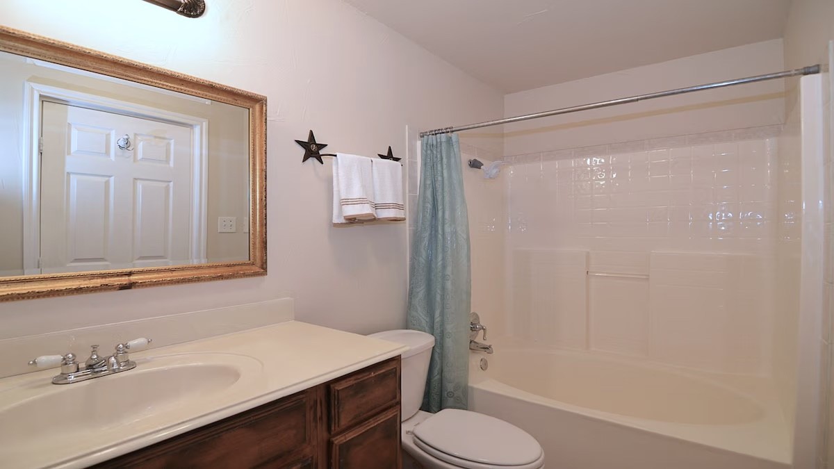 226 Elm Street Mckinney TX 75069