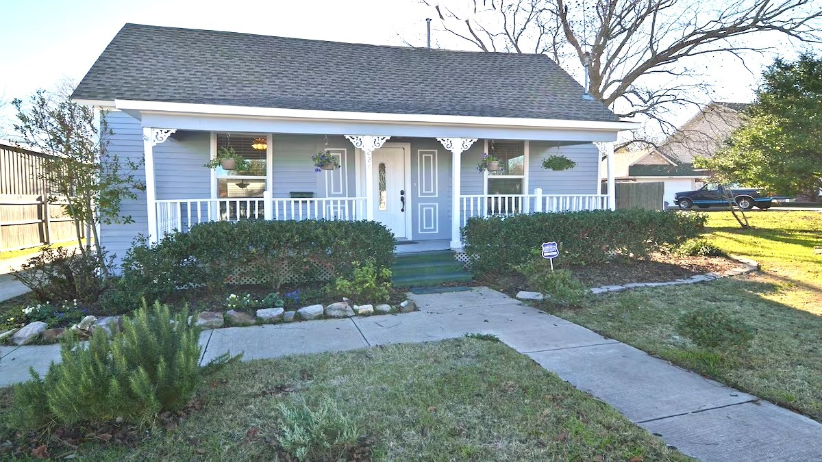 226 Elm Street Mckinney TX 75069