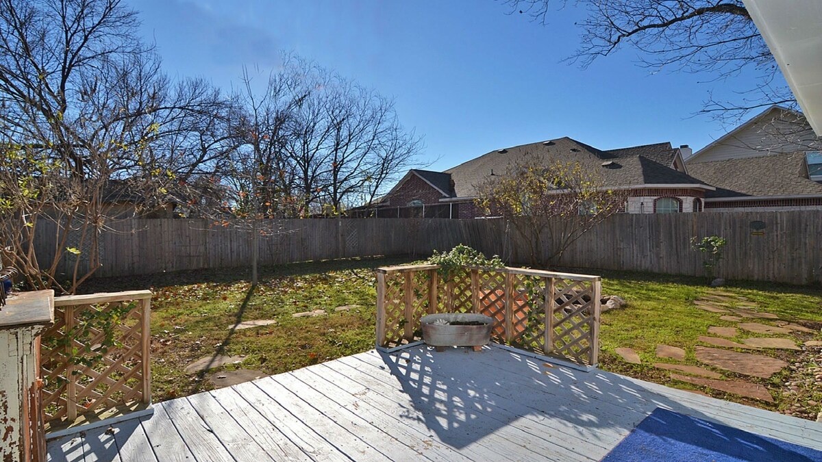 226 Elm Street Mckinney TX 75069