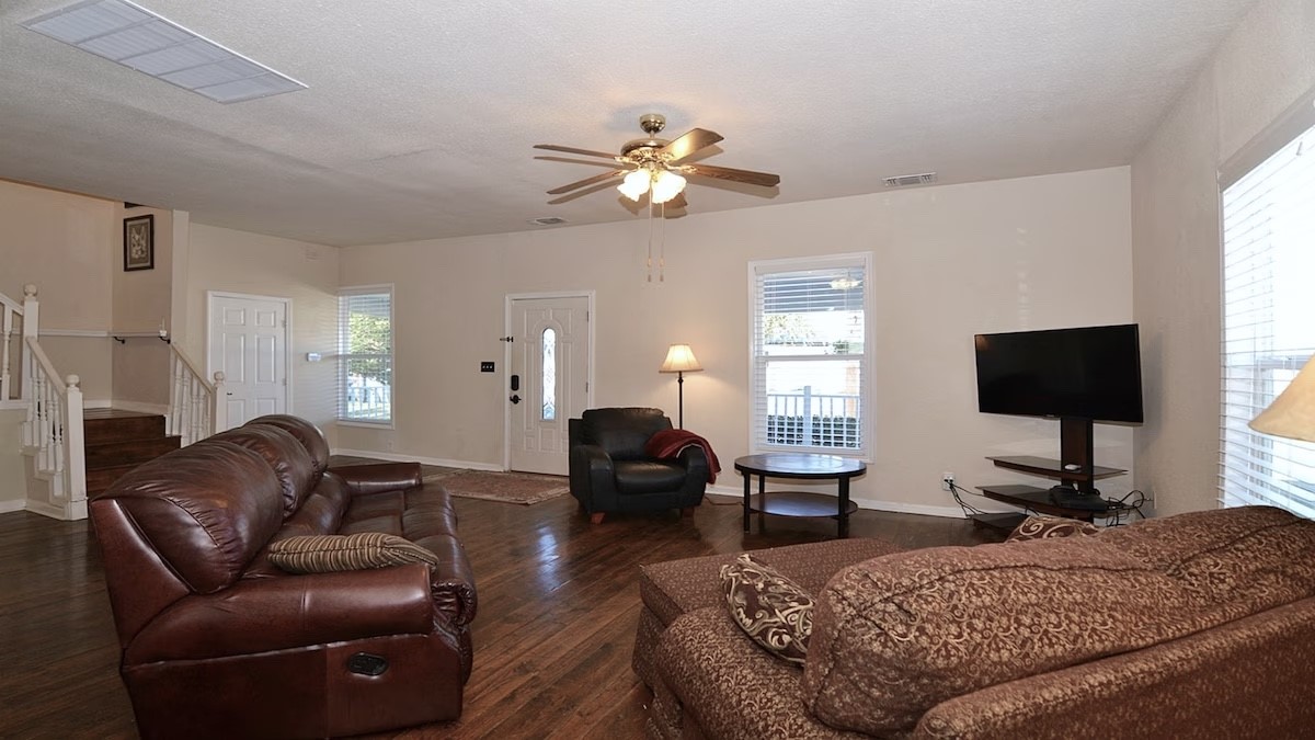 226 Elm Street Mckinney TX 75069