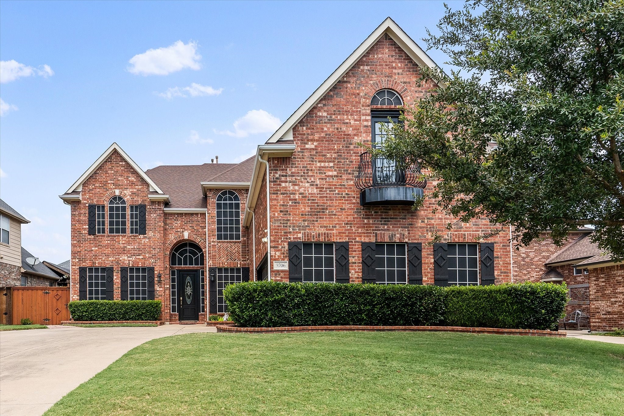 9706 Peach Tree Lane Rowlett TX 75089