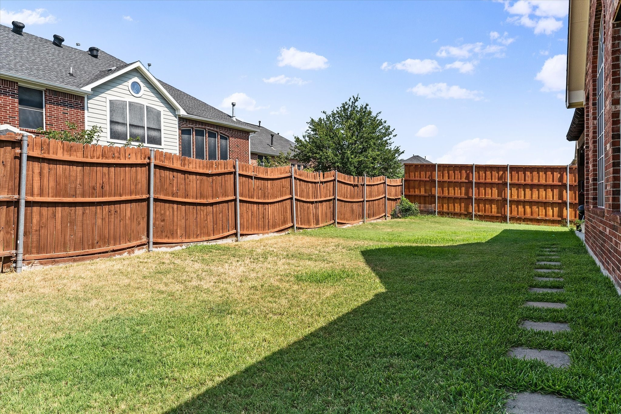 9706 Peach Tree Lane Rowlett TX 75089