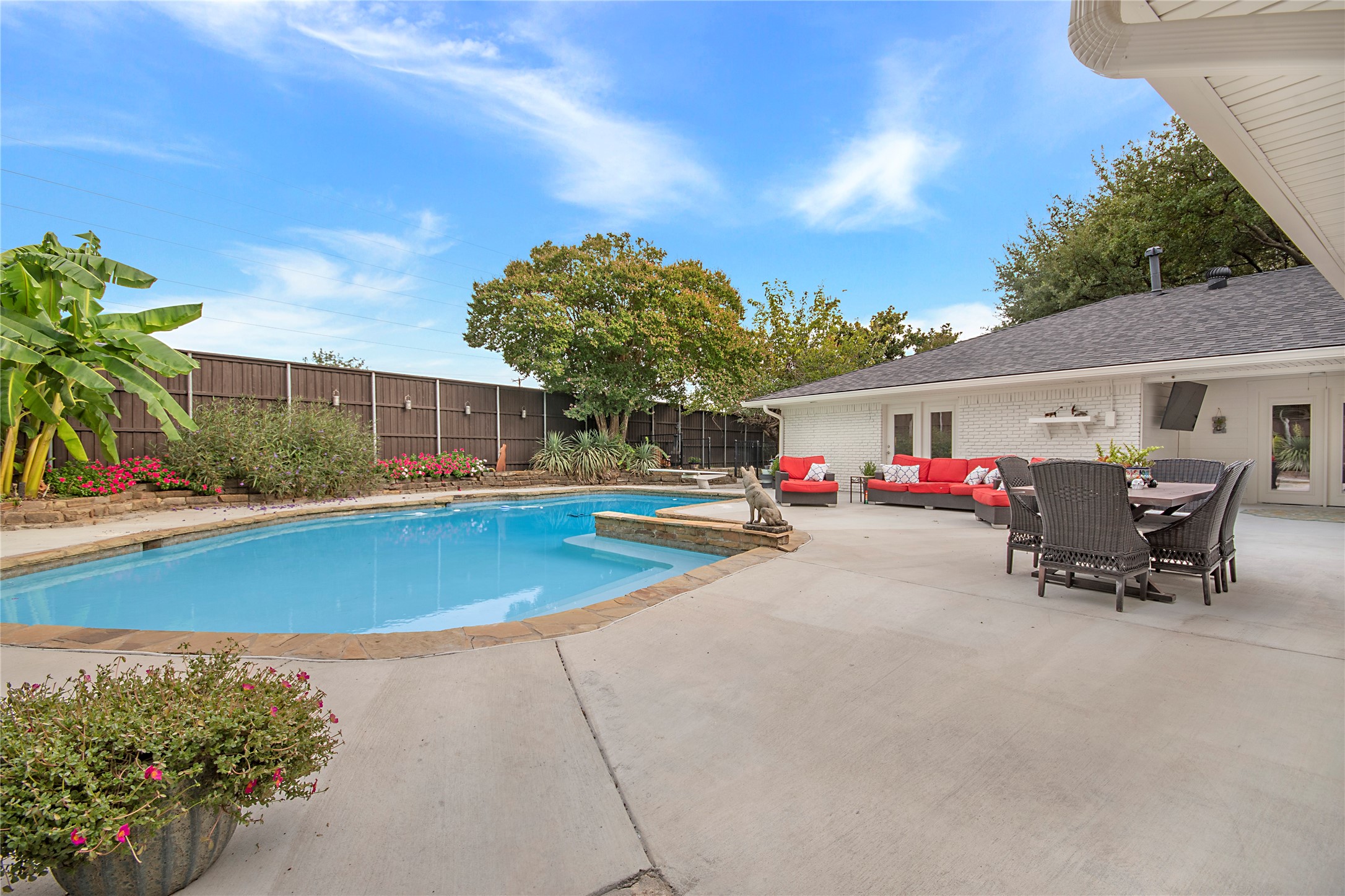 7449 Tophill Lane Dallas TX 75248