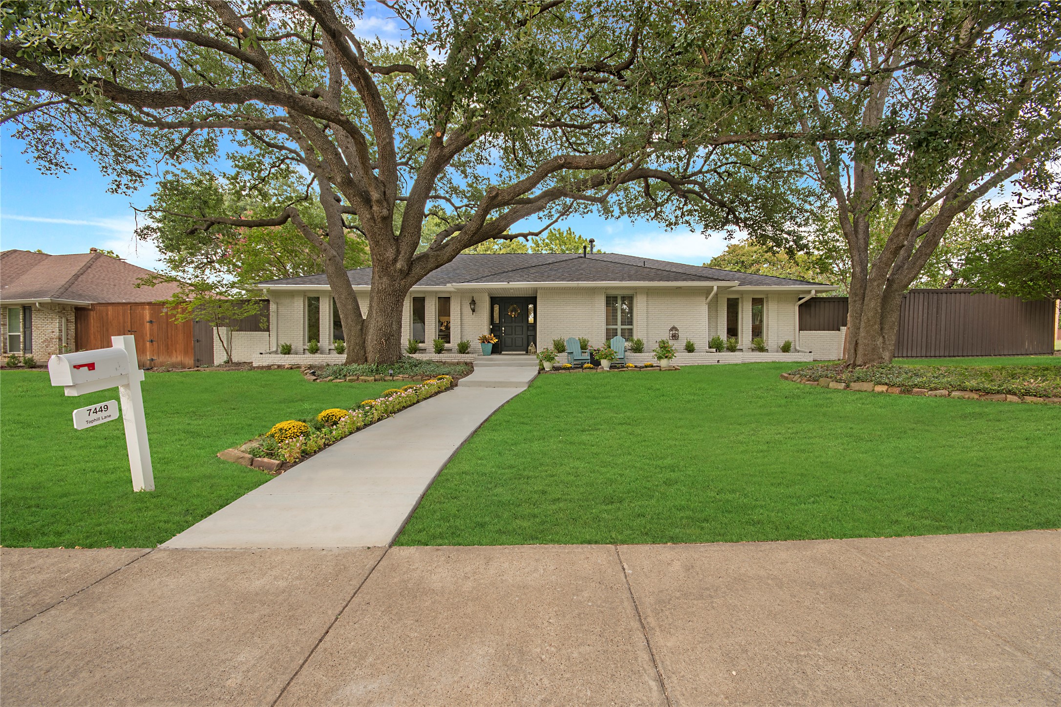 7449 Tophill Lane Dallas TX 75248