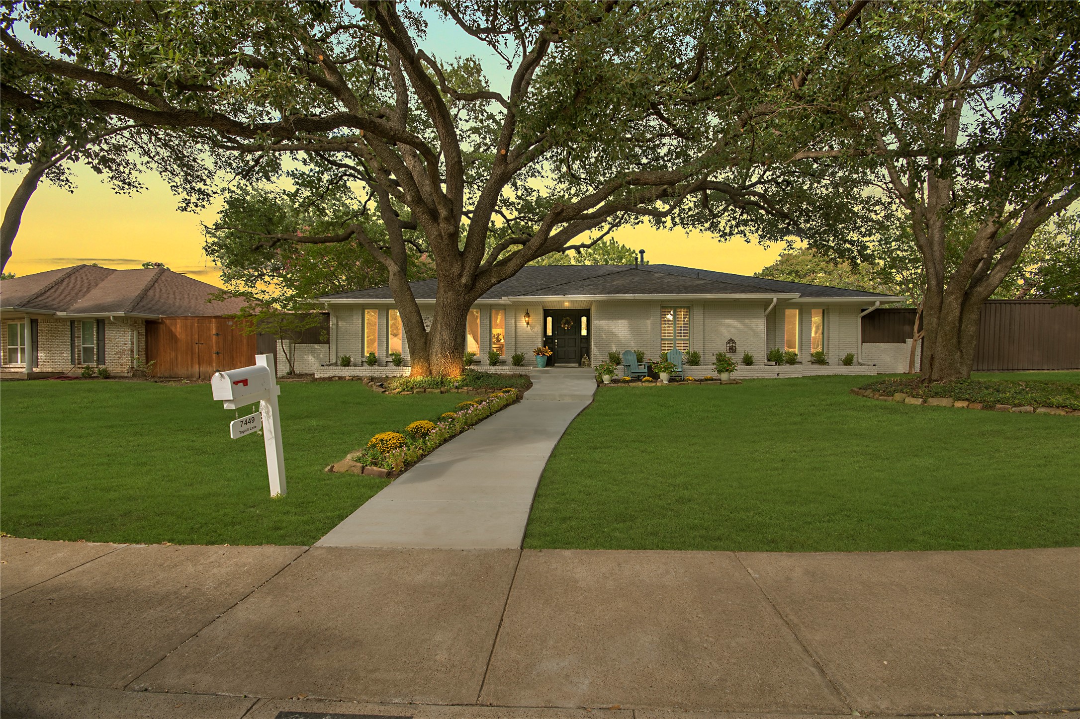 7449 Tophill Lane Dallas TX 75248