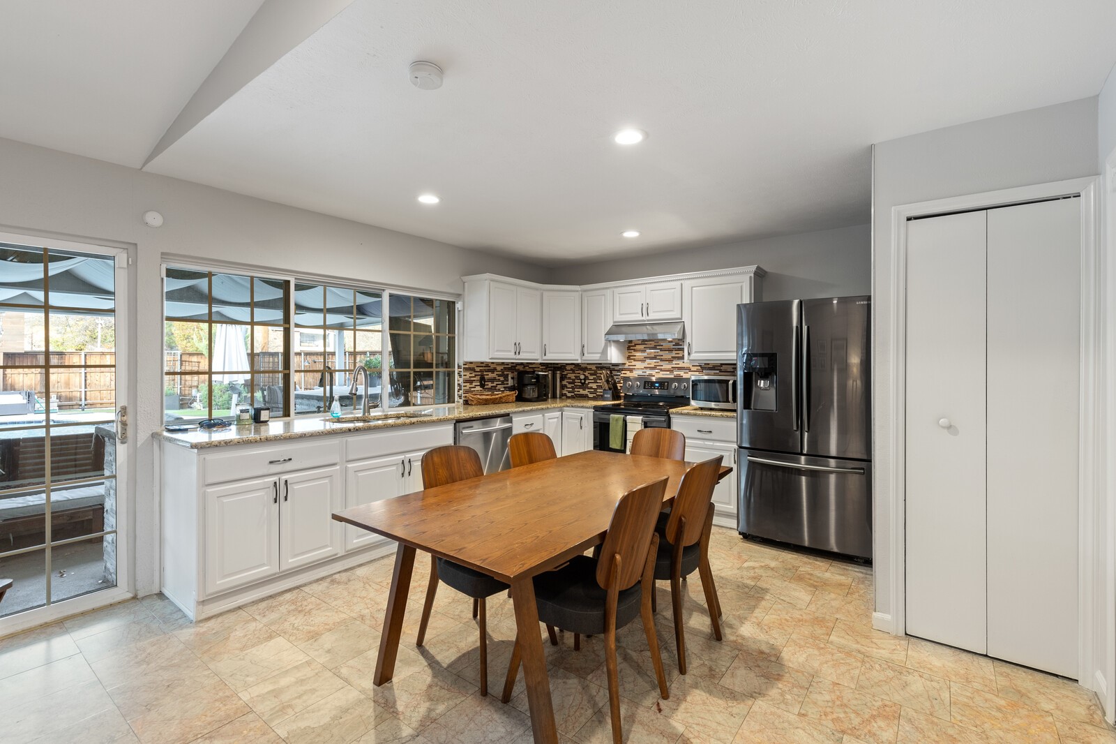 11067 Wallbrook Drive Dallas TX 75238