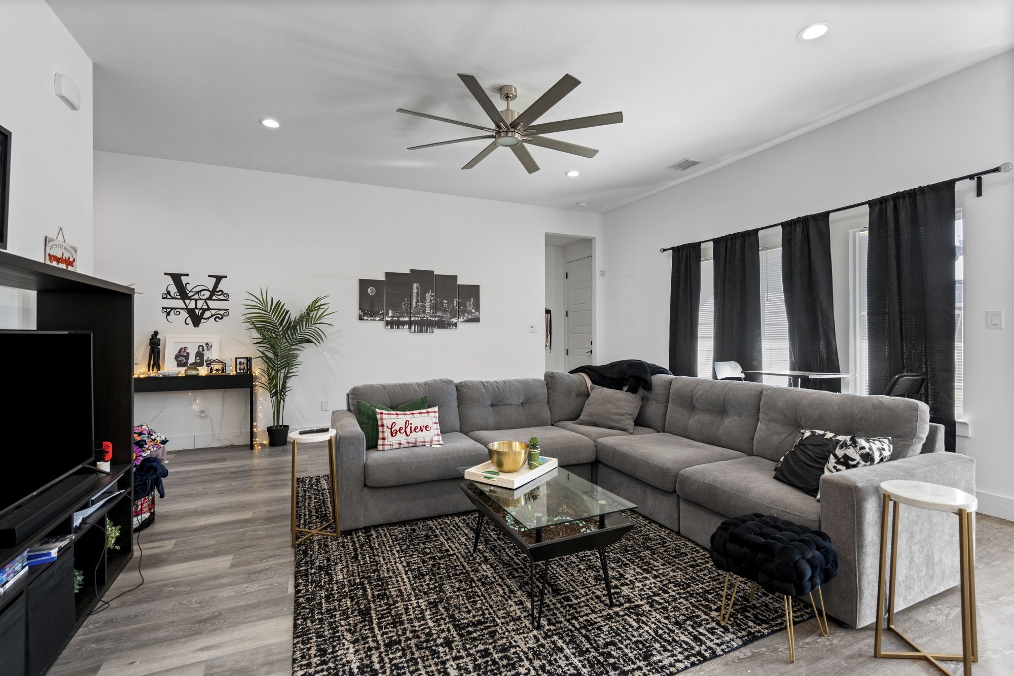 7722 Oak Garden Trail Dallas TX 75232