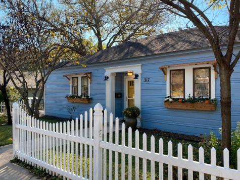 317 W Columbia Street Weatherford TX 76086