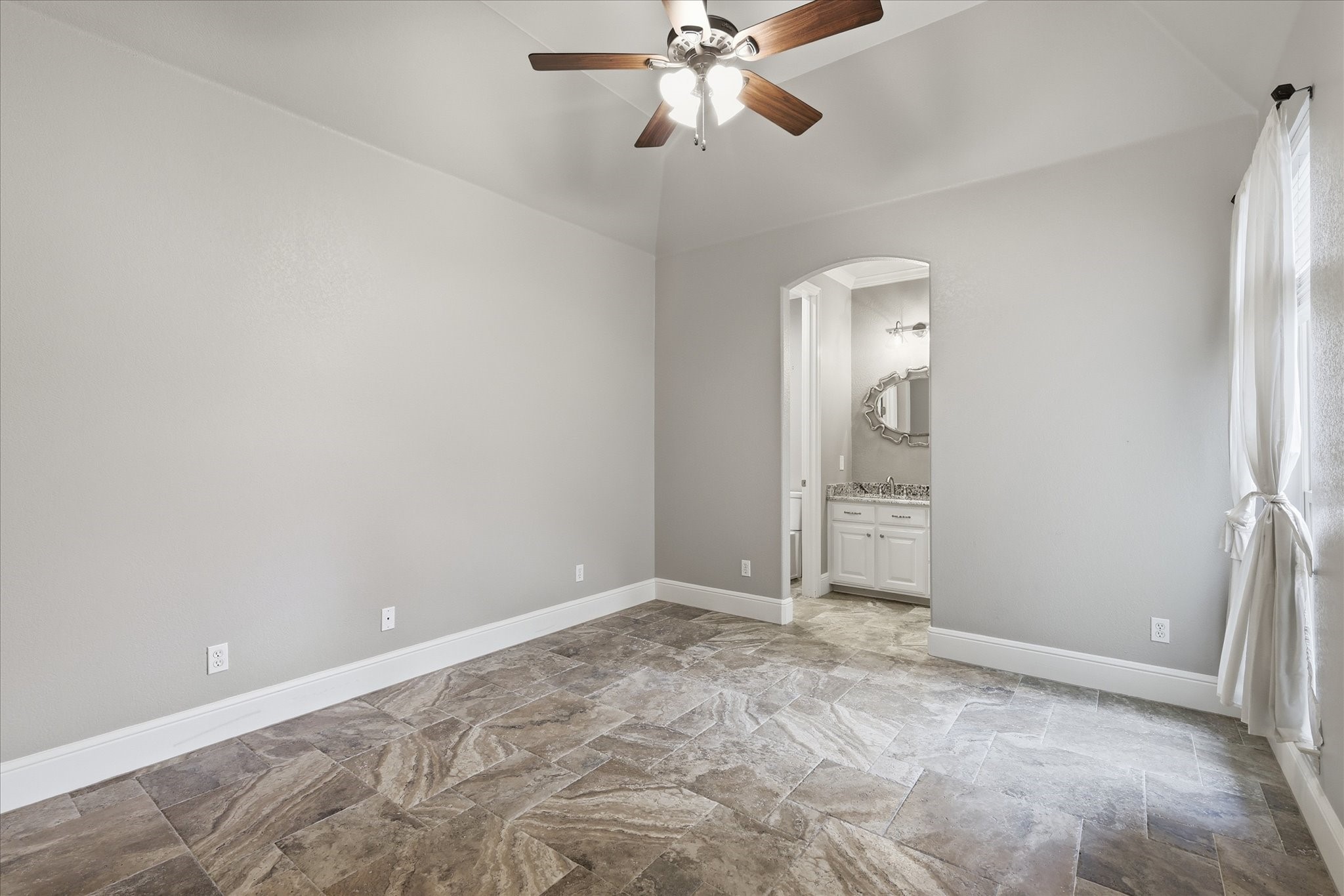 8953 Stratford Drive North Richland Hills TX 76182