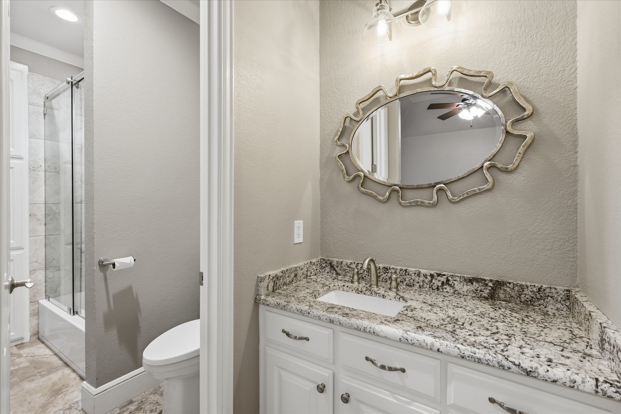8953 Stratford Drive North Richland Hills TX 76182