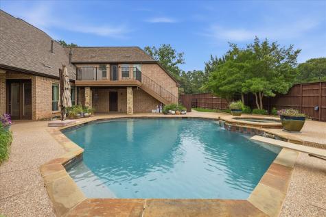8953 Stratford Drive North Richland Hills TX 76182