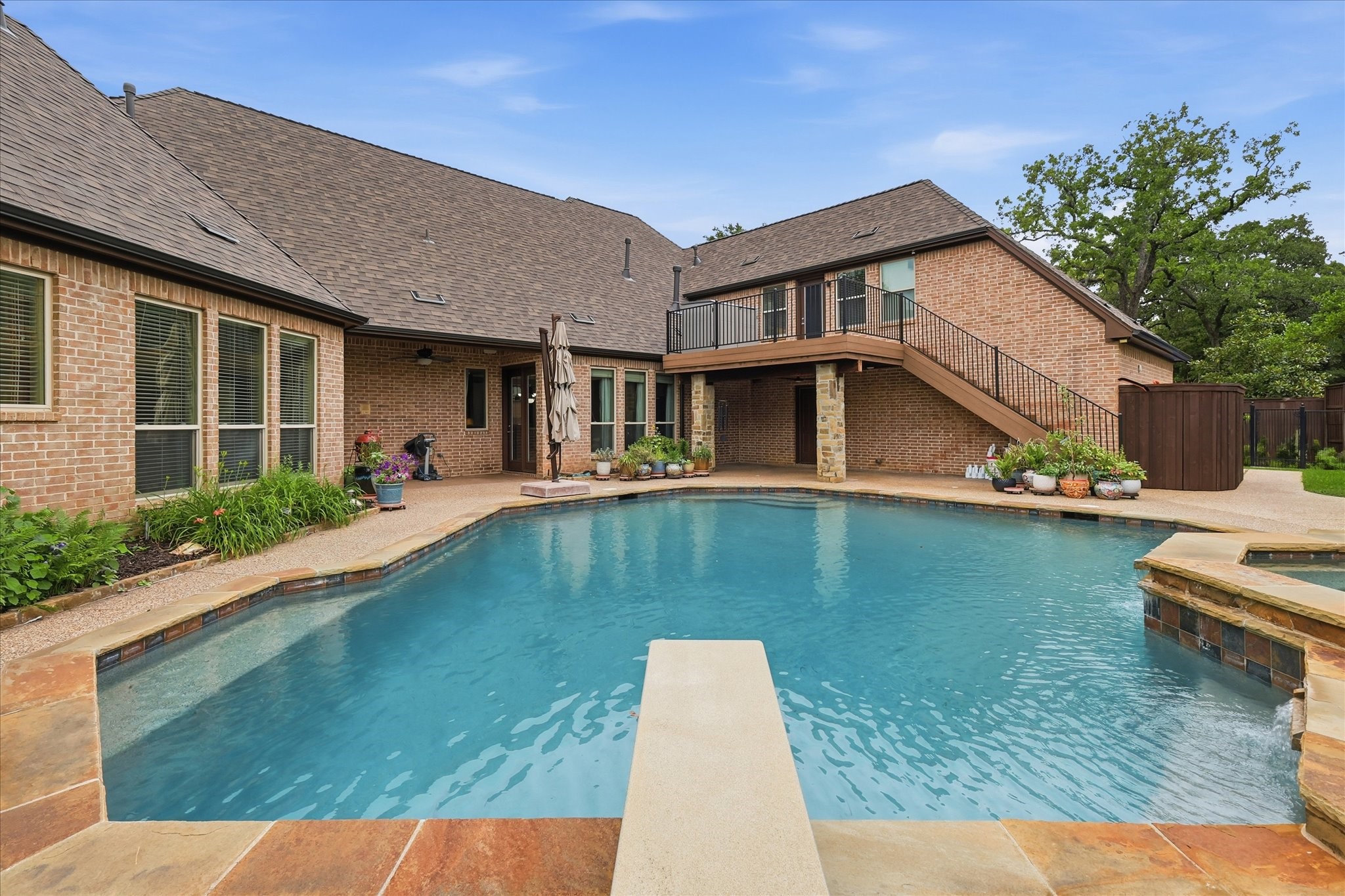8953 Stratford Drive North Richland Hills TX 76182