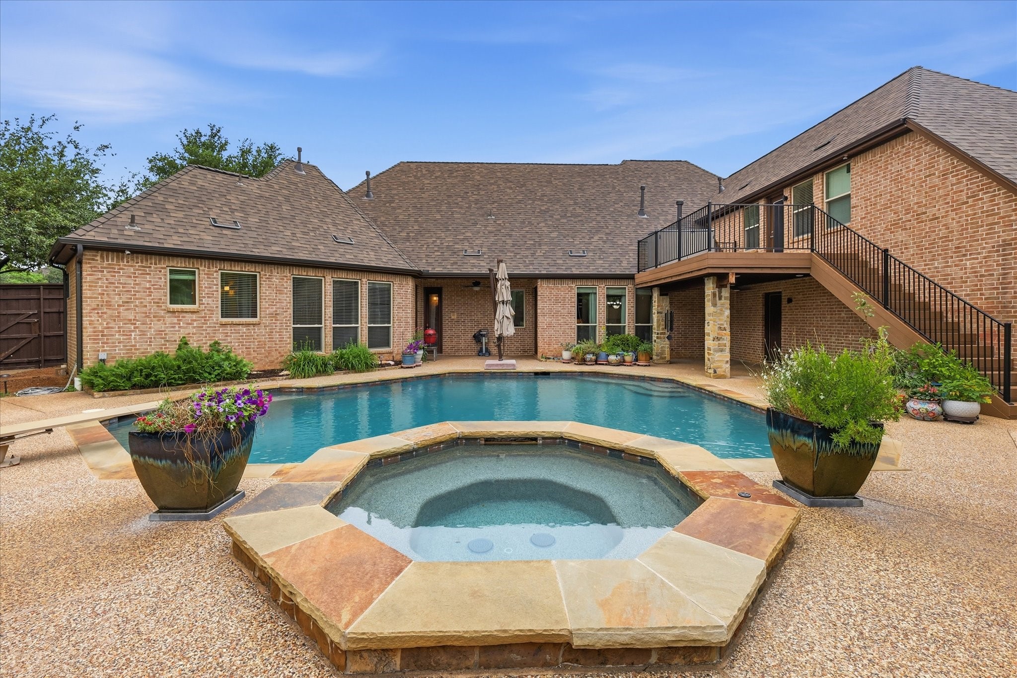 8953 Stratford Drive North Richland Hills TX 76182