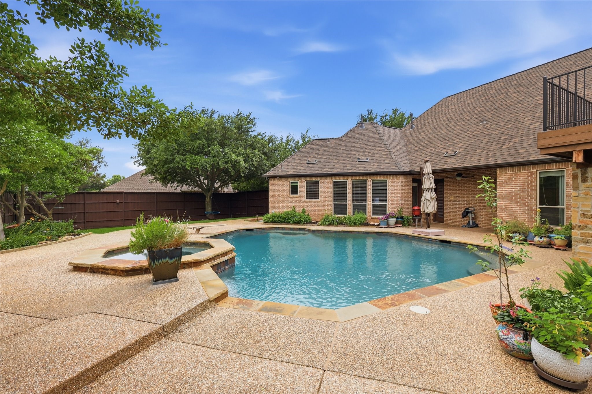 8953 Stratford Drive North Richland Hills TX 76182
