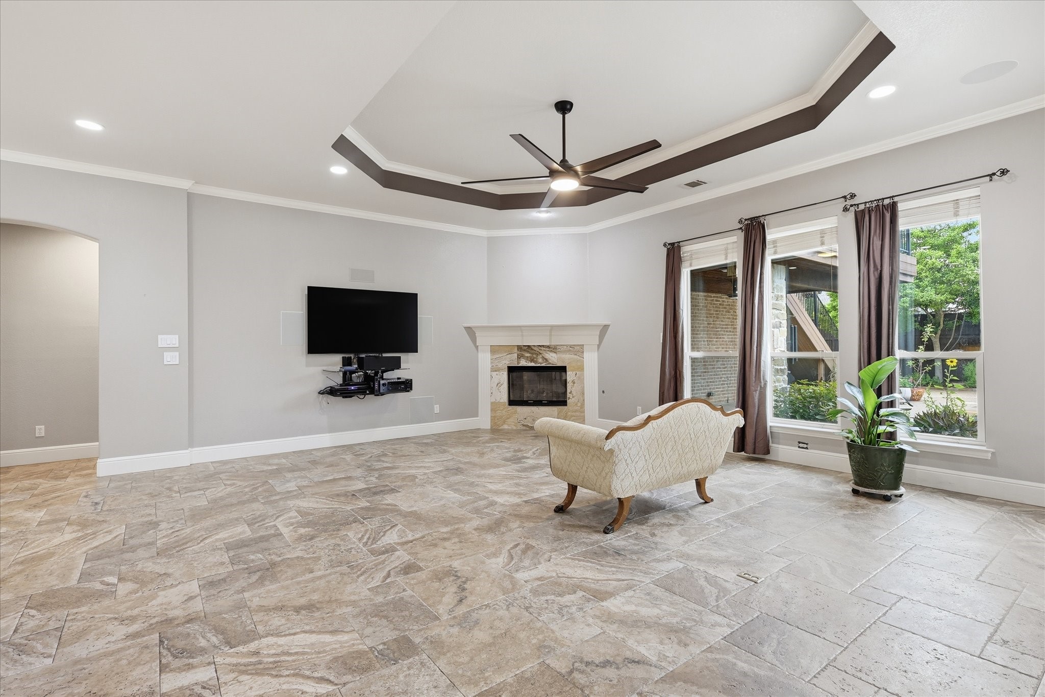 8953 Stratford Drive North Richland Hills TX 76182