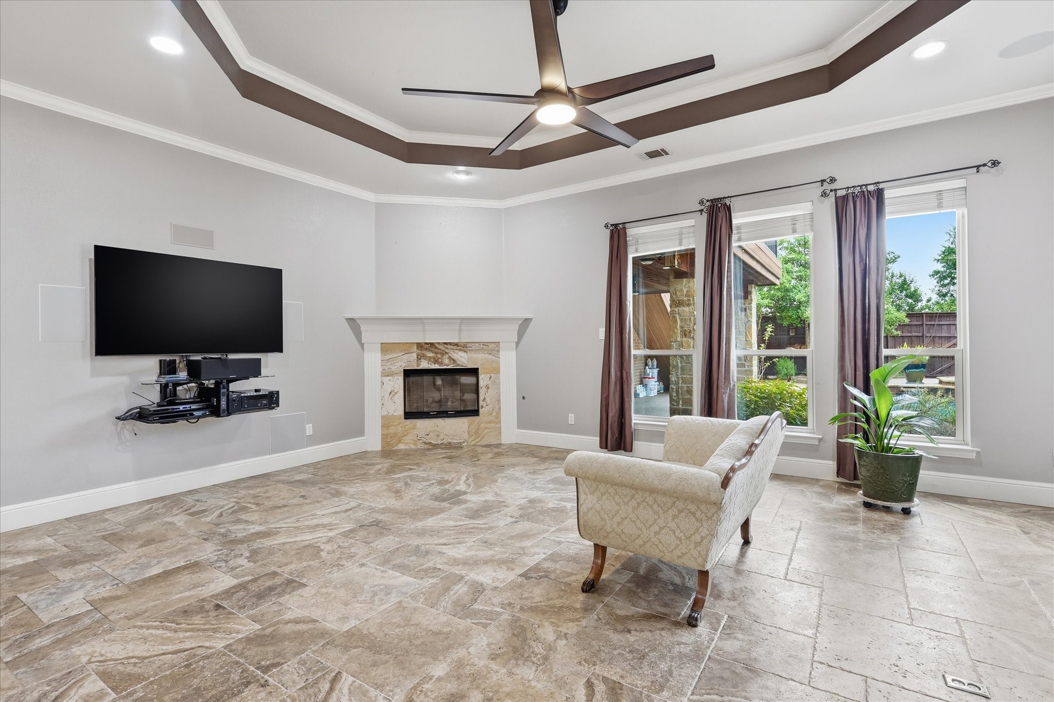8953 Stratford Drive North Richland Hills TX 76182