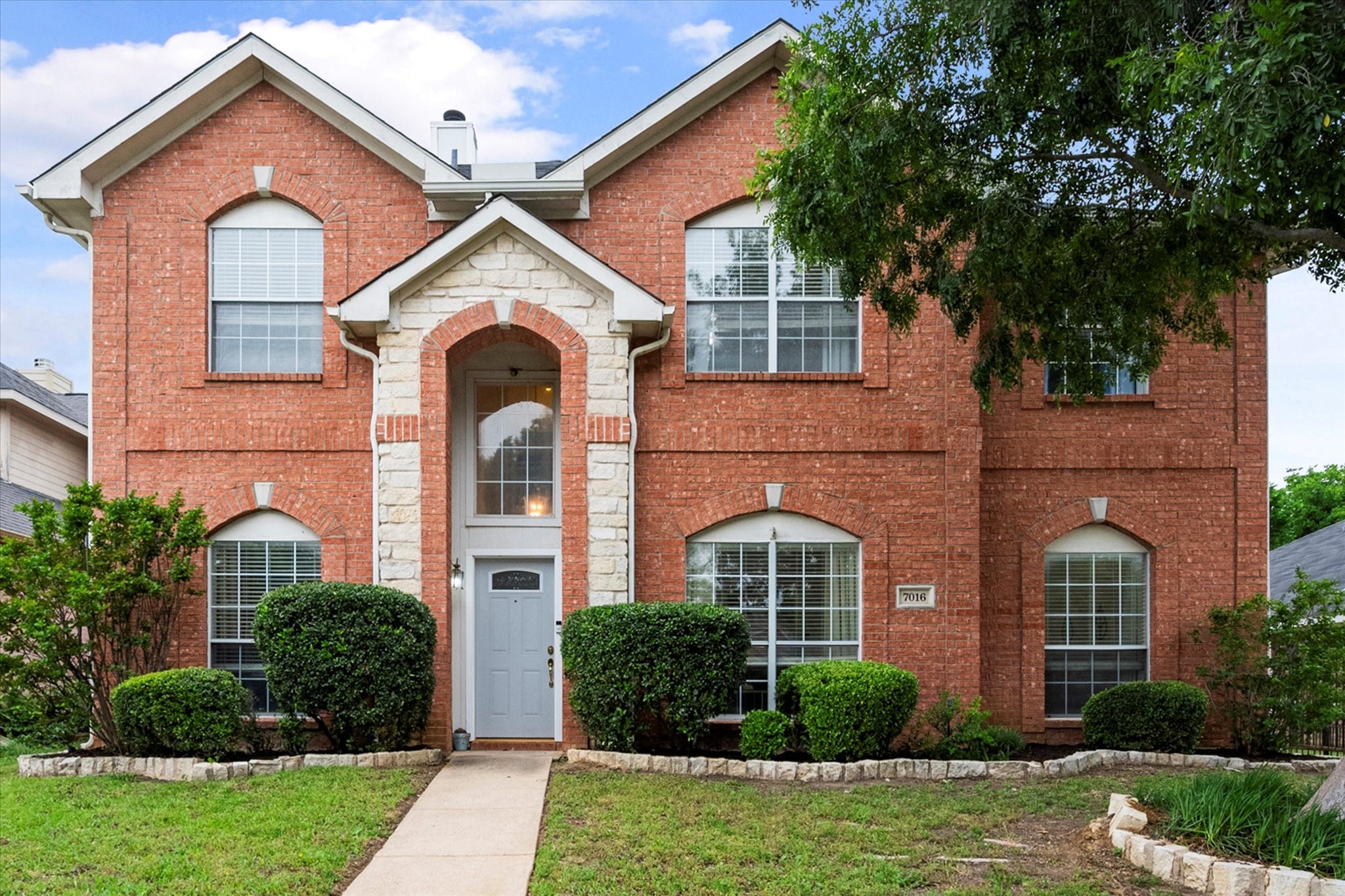 7016 Echo Lake Court Arlington TX 76001