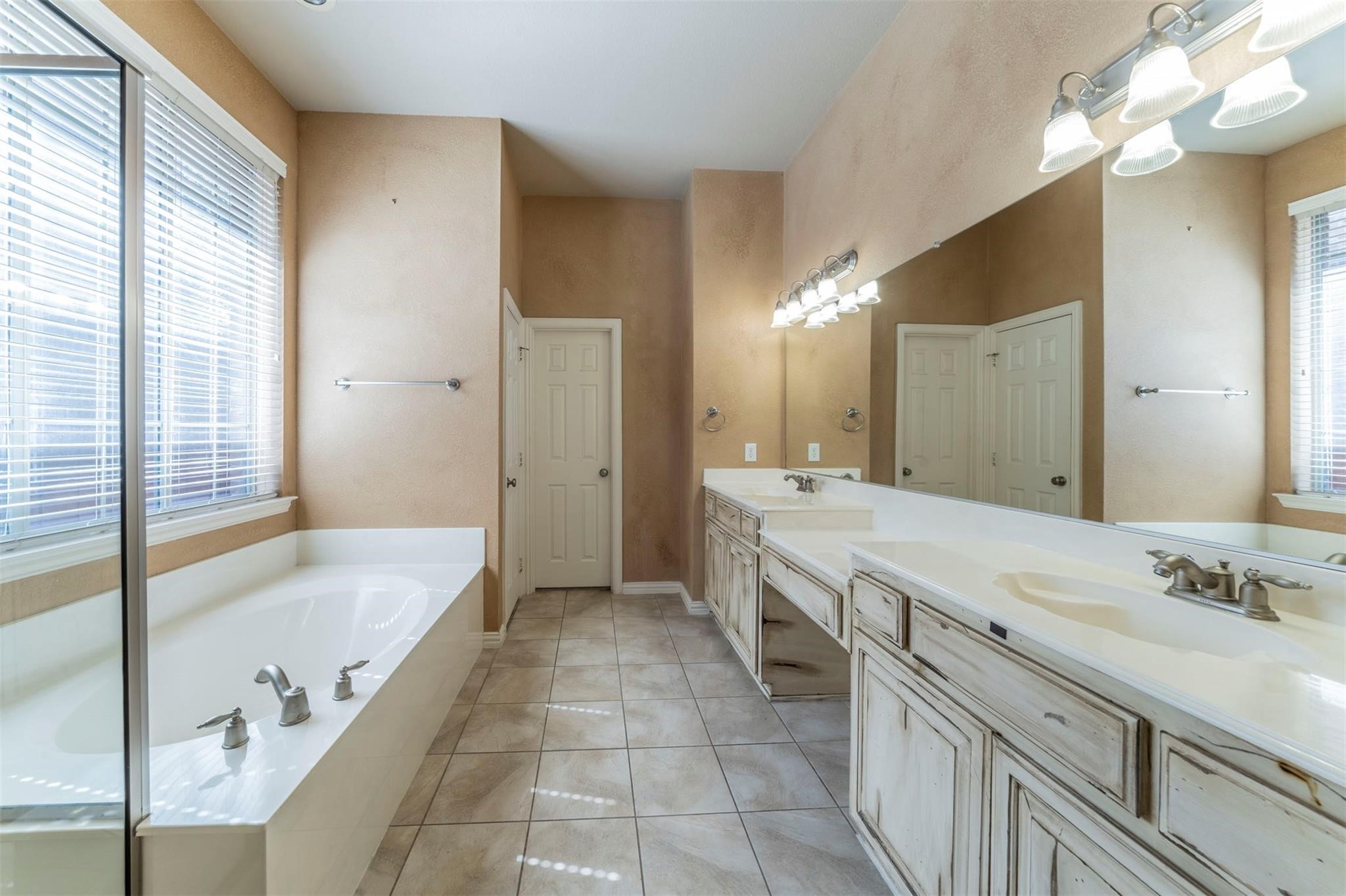 1364 Aubrey Lane Frisco TX 75033