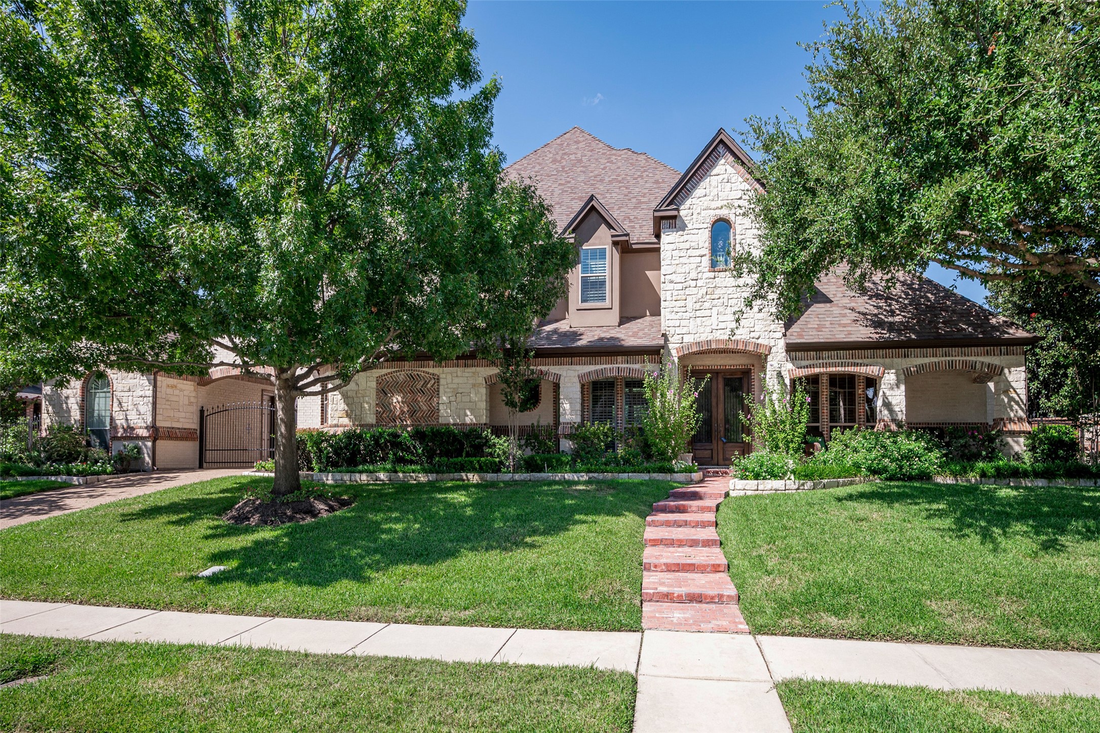 704 Montreux Avenue Colleyville TX 76034