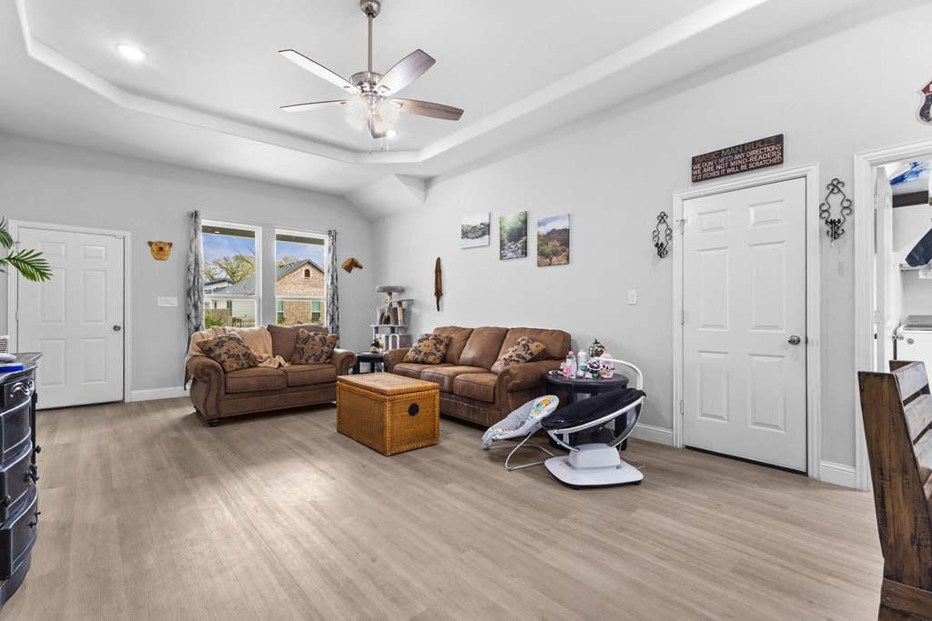 6106 Chickasaw Drive Mabank TX 75156