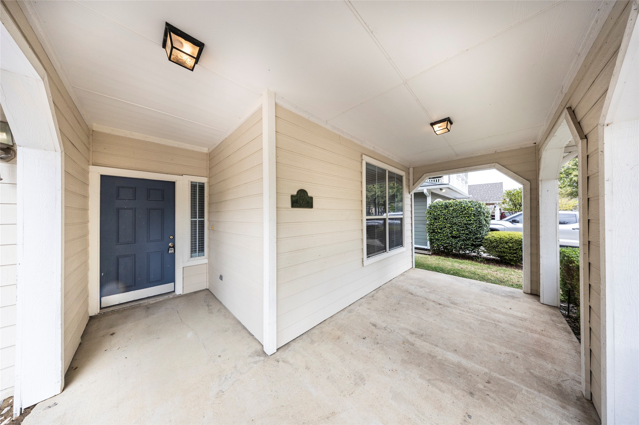 1401 Stone Mountain Parkway Savannah TX 76227