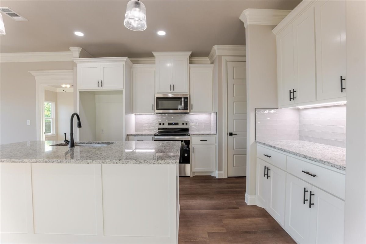 9209 Parkview Circle Tolar TX 76476
