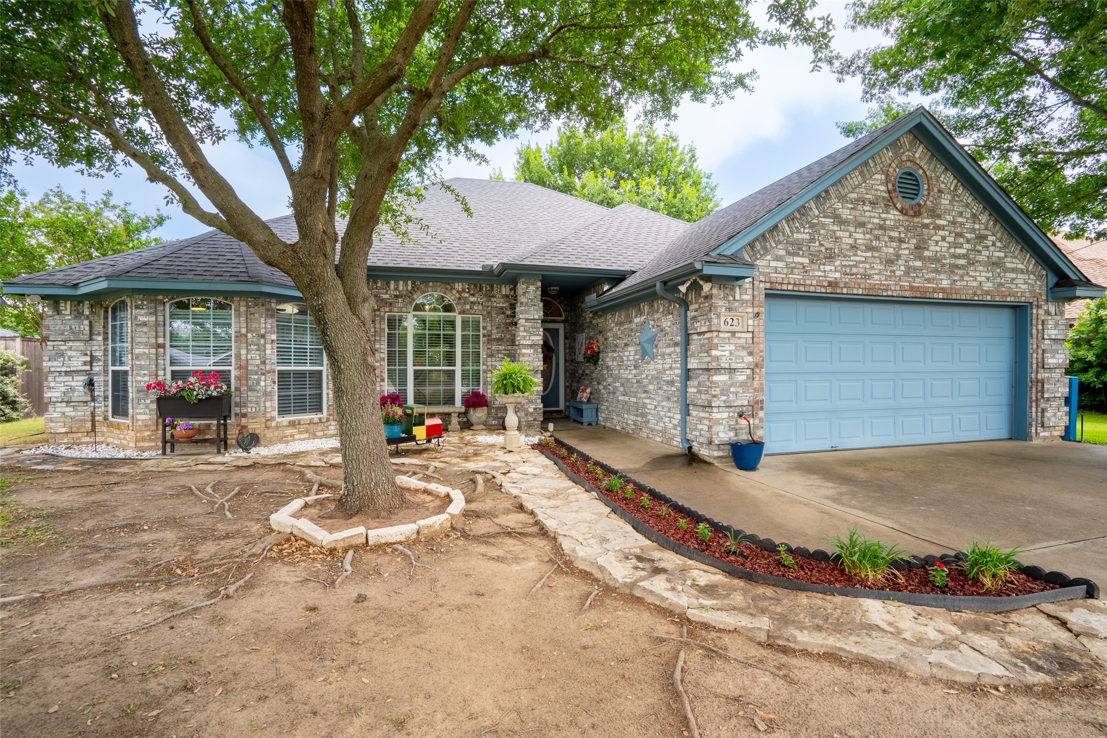 623 Newlin Lane Granbury TX 76048