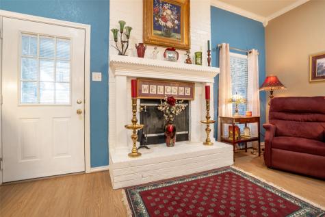623 Newlin Lane Granbury TX 76048