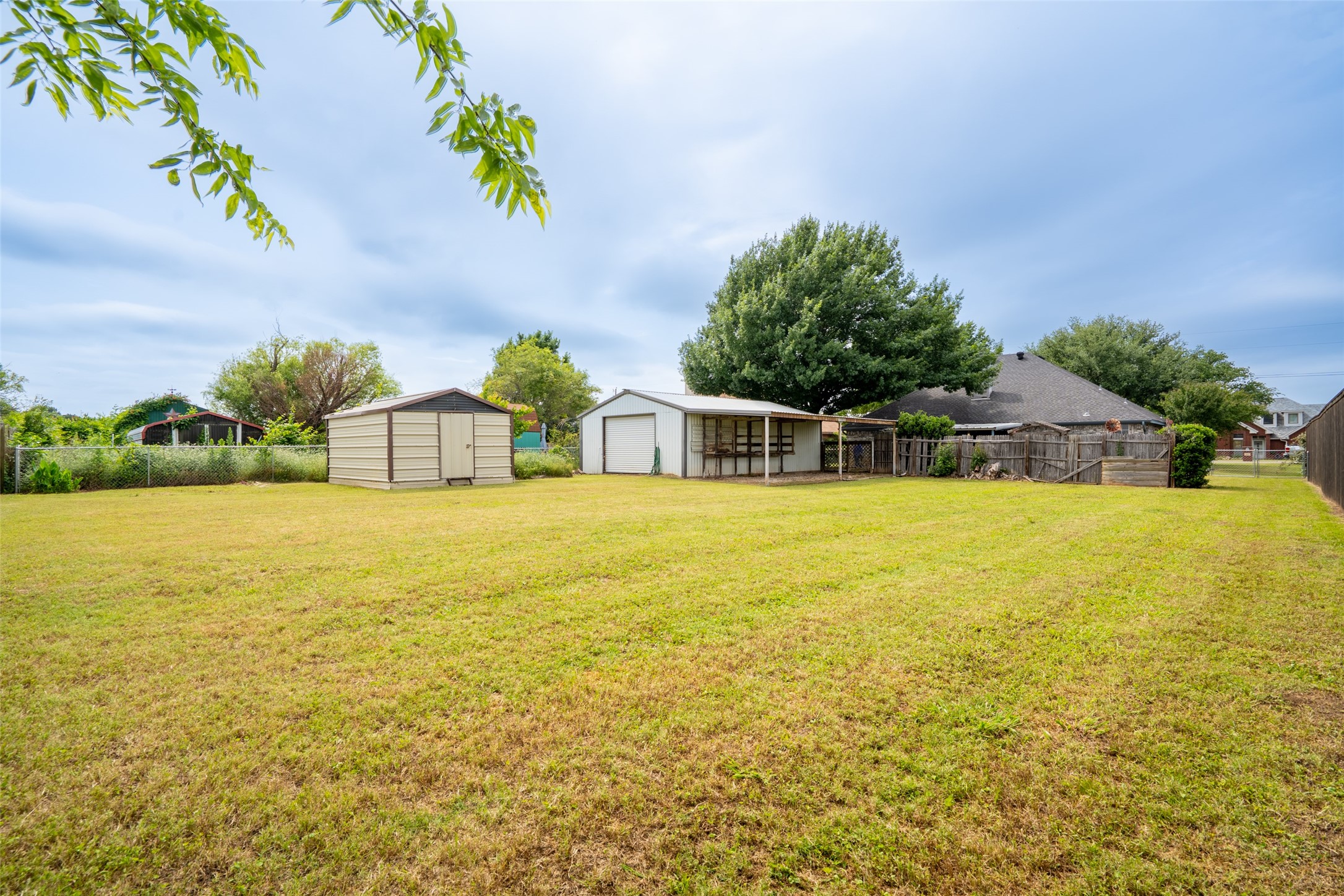 623 Newlin Lane Granbury TX 76048