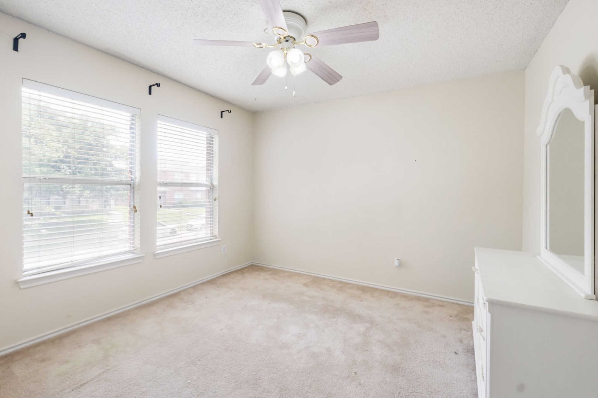 905 Valleybrook Drive Lewisville TX 75067
