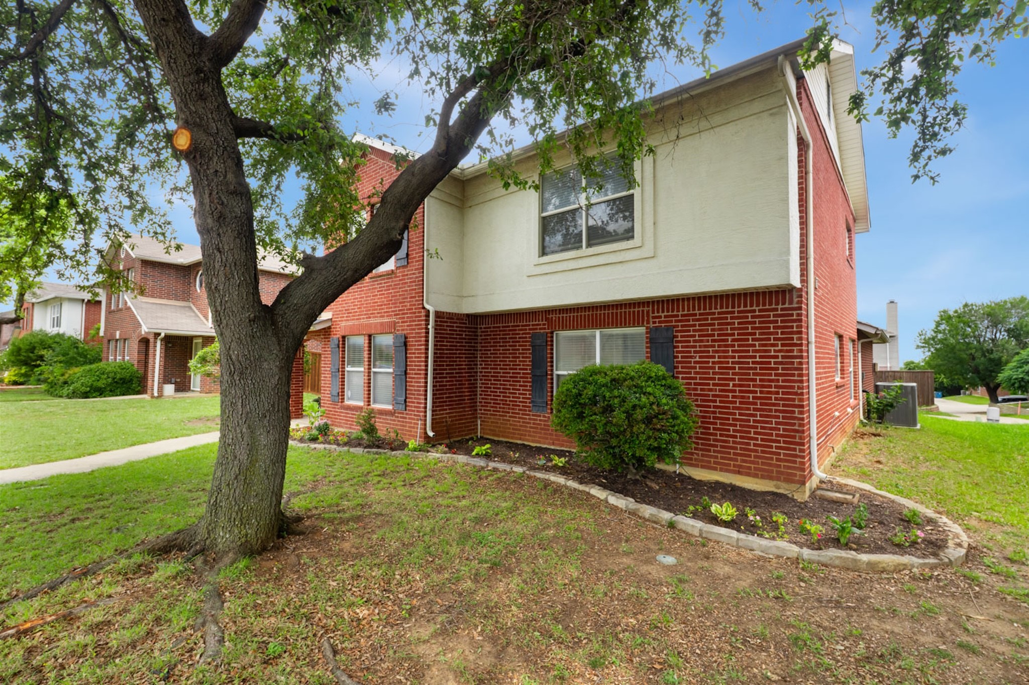905 Valleybrook Drive Lewisville TX 75067