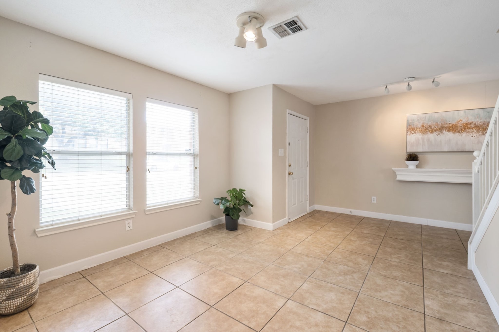 905 Valleybrook Drive Lewisville TX 75067