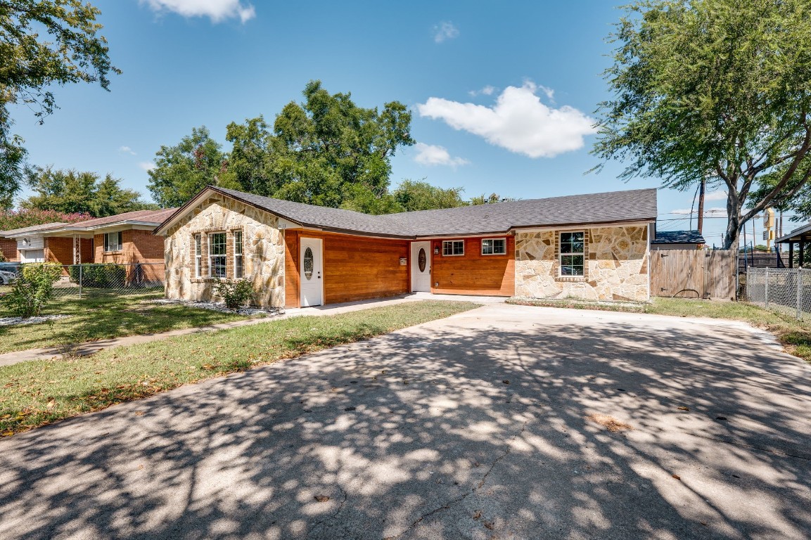 9133 Donnybrook Lane Dallas TX 75217