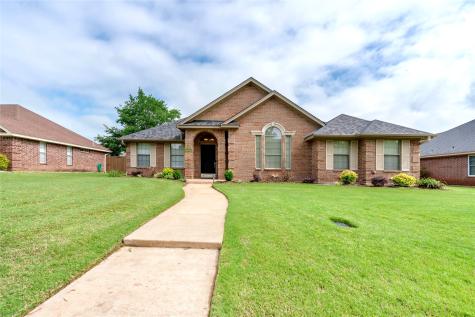 3765 Village Bend Paris TX 75462