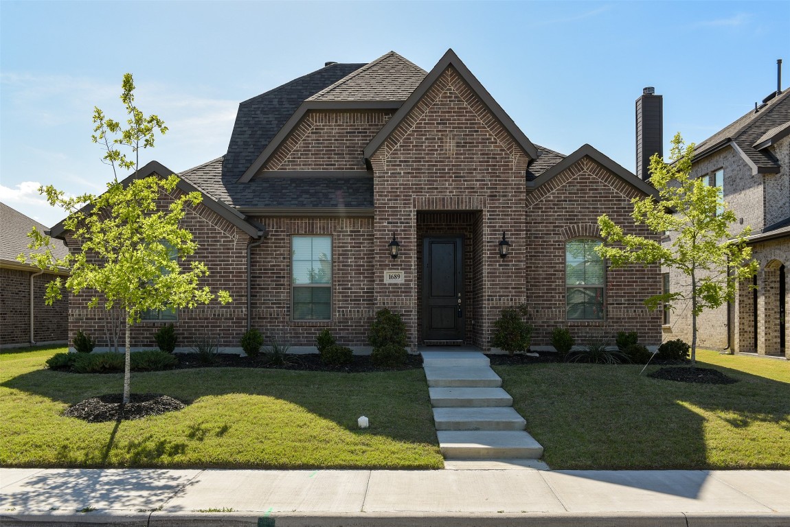 1689 Vista Way Waxahachie TX 75165