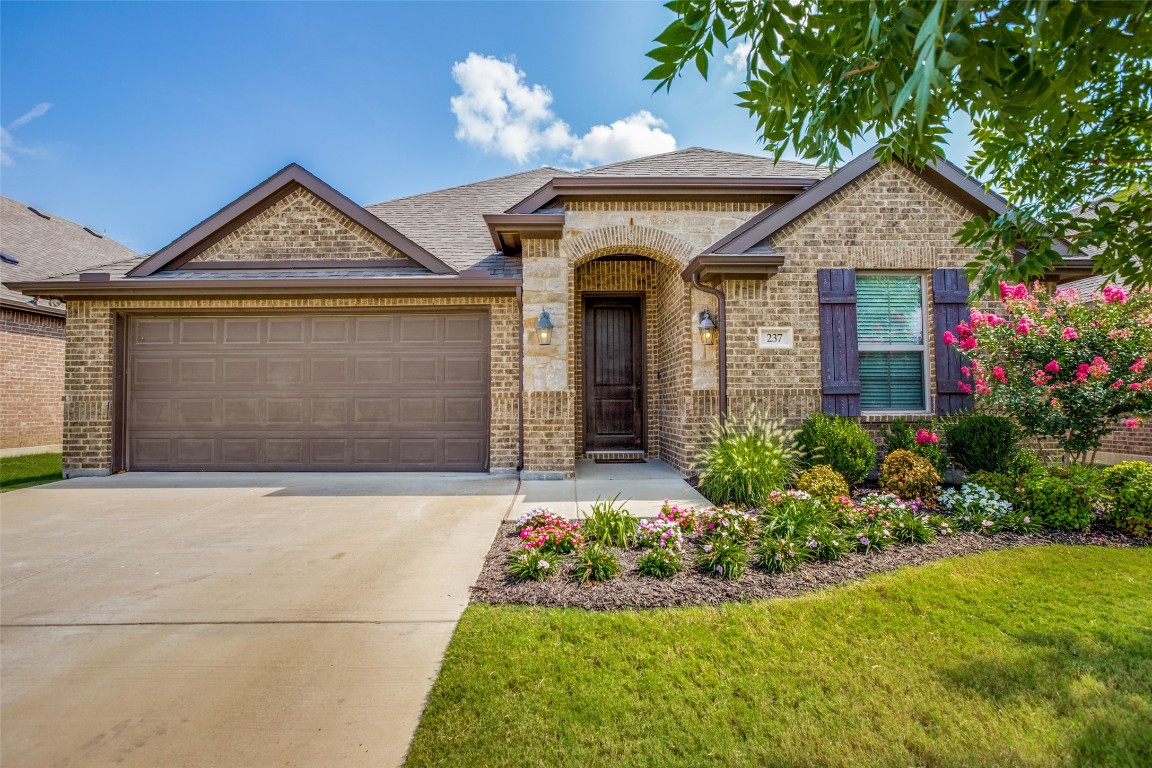 237 Dakota Drive Waxahachie TX 75167