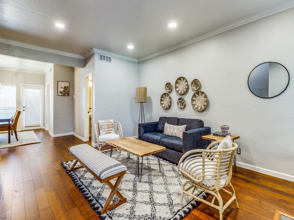 531 Josephine Street Dallas TX 75246